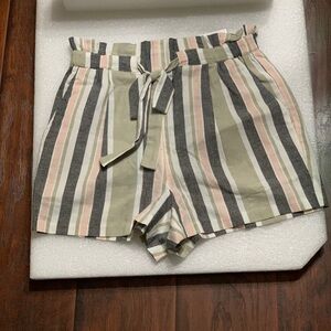 🆕 Express Striped Multi-Color Women's Shorts